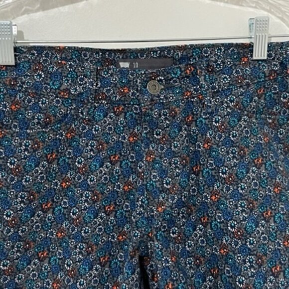 Levi's Gray Floral Cut-Off Shorts Mid-Rise Stretch Denim - Picture 4 of 9